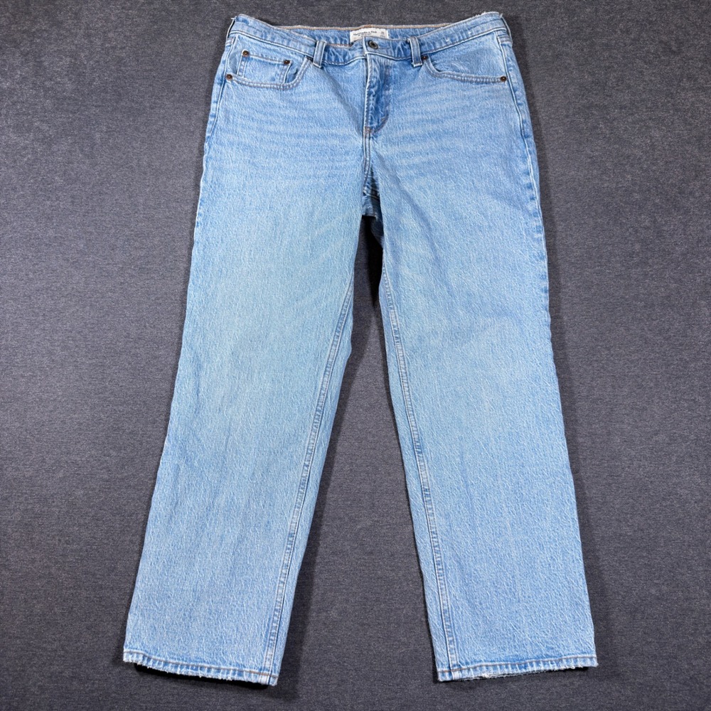 Abercrombie & Fitch The 90s Straight Mid Rise Jeans Women 31 Light Wash Denim